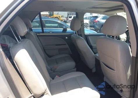 2008 Ford Taurus X Sel z USA, uszkodzony, nr VIN 1FMDK02W48GA04953